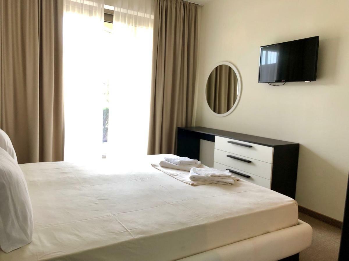 Apartments In Peter House サニービーチ エクステリア 写真